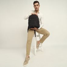 THE GUSTO Voyager Black Backpack (M)