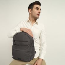 THE GUSTO Voyager Grey Backpack (M)