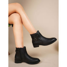 SHUZ TOUCH Black Solid Ankle Length Boots