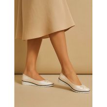 Alberto Torresi Cream Synthetic Ballerinas for Women