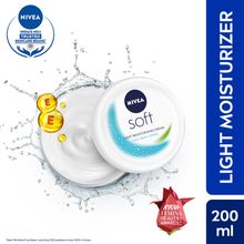 NIVEA Soft Vit E Light Non Sticky Face Moisturiser Cream Fresh & Hydrated Skin For All Skin Types