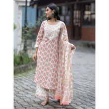 Likha Off White & Pink Printed Embroidery Kurta Set & Dupatta LIKSKD178 (Set of 3)