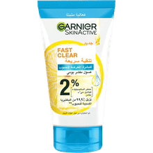 Garnier Skinactive Fast Clear 3-in-1 Face Wash with Salicylic Acid & Vitamin C