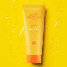 Aqualogica Glow+ Smoothie Face Wash with Papaya & Vitamin C