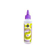 Lola from Rio Plot Twist Bio Nut Oil