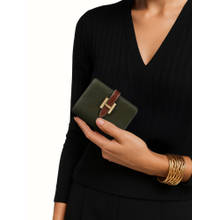 Hidesign Trinity W2 Genuine Leather Womens Green Bi Fold Wallet