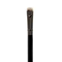 Crown Chisel Shader Makeup Brush - C462