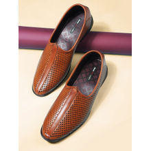 Bata Men Festive Mojaris Tan