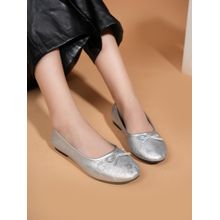 Drop Bold Silver Textured Round Toe Ballerinas For Women