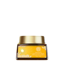 Forest Essentials Soundarya Radiance Cream With 24K Gold And SPF25