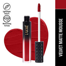 Lakme Xtraordin-Airy Velvet Lightweight Matte Lip Mousse With Cocoa Butter - 101 Scarlet Siren