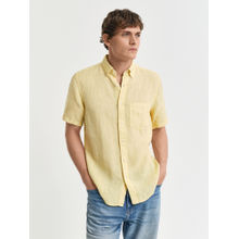 GANT Men Yellow Button-Down Collar Short Sleeves Shirt