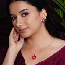Designbox Red Floral Pendant Earrings Set