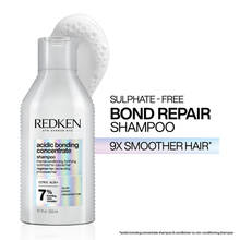 Redken Acidic Bonding Concentrate Sulphate Free Shampoo - Bond Repair For Damaged Hair