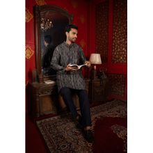 SHASAK Men Black Cotton Zari Regular Fit Kurta