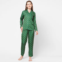Drape In Vogue Women Fox Print Satin Night Suit - Green