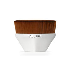 Allure Foundation Brush - White