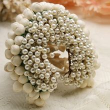 Moedbuille Off White Beads and Pearls Studded Lace Work Floral Design Handcrafted Hair Accessory