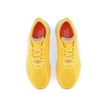 New Balance Men Yellow Tempo V2 Running Shoes