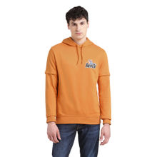 Levi's Men Orange Solid Regular Fit Sweatshirt