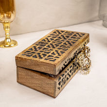 The 7 DeKor Geo metric Wooden Storage Box