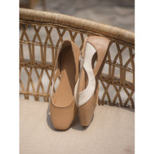Devano Wave Cut Out Beige Ballerinas
