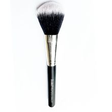 Gorgio Professional Blush Brush 17- GBB 6 (Colour/ Shape May Vary)