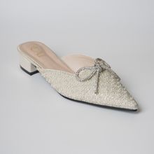 THE CAI STORE Pearly Off White Heels