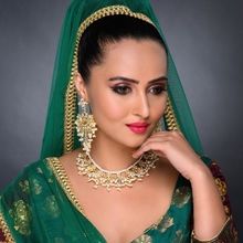 Sukkhi Luxurious Kundan Gold Plated Pearl Choker Necklace Set For Women (SKR85695)