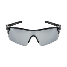 MAGNEQ Rectangular Shaped Uv Protected Grey Sports Sunglasses MG 9181/S C1 HZ 7020