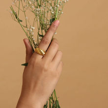 Avior Jewels Croissant Band