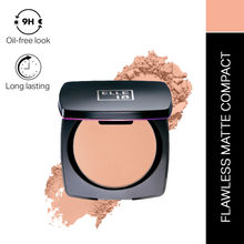 Elle 18 Lasting Glow Compact For 9Hr Oil-free Makeup, With Vitamin E & C - 3 Shell