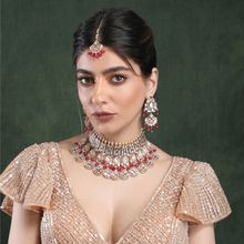 Auraa Trends 22Kt Gold Plated Kundan Red Beads Jewellery Set