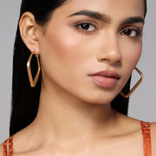 Pipa Bella by Nykaa Fashion Gold Square Shaped Matte Hoop Earrings