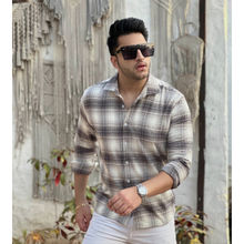 GRITSTONES Men Off White Checks Printed Shirt