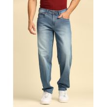 High Star Men Blue Relaxed Straight Fit Light Fade Jeans