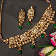Asmitta Wedding Wear Gold-toned Kundan Beaded Collar Necklace Jewellery Set