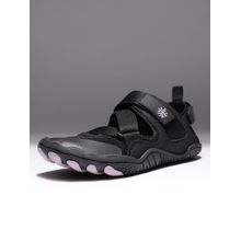 CULT Black Round Toe Sandals