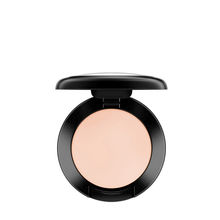 M.A.C Studio Finish SPF 35 Concealer