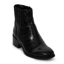 Mode By Red Tape Women Black Chelsea Boots