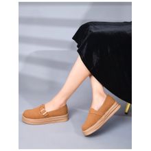 SHUZ TOUCH Women Tan Loafers