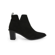 IYKYK by Nykaa Fashion Maisie Elegant Black Boots