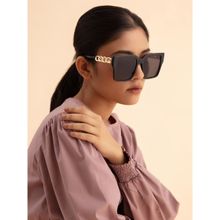 Twenty Dresses by Nykaa Fashion Chase The Stares Sunglasses