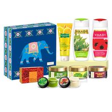 Vaadi Herbals Majestic Essence Herbal Gift Set