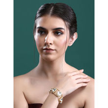 Auraa Trends 22Kt Gold Plated Kundan Classic Gold Bracelet for Women and Girls