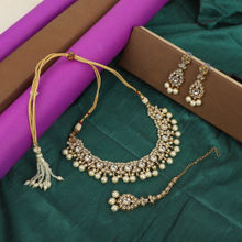 Anika's Creations Ethnic Bridal Gold Plated Stone And Pearl Choker With Earring Maangtika