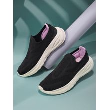 Campus Faby Women Black Sports Walking Shoes
