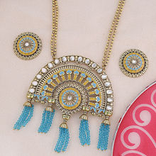 Voylla Gwalior Gold Toned Half-Dome Necklace Set