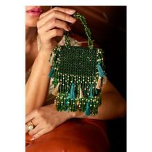 FOREVER NOOR Daphne Crystal Bag Green