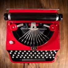 Gibox Royal 1960 Retro Typewriter Showpiece Home Decor Luxurious Item